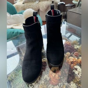 Black suade Tommy Hilfiger ankle boots. Size 6 1/2.